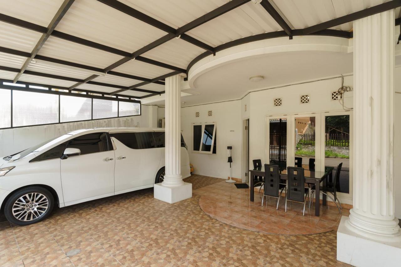 Fast Hous Syariah Mitra Reddoorz